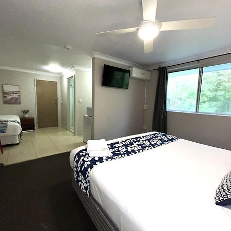 Browns Broadbeach Gold Coast Exterior photo